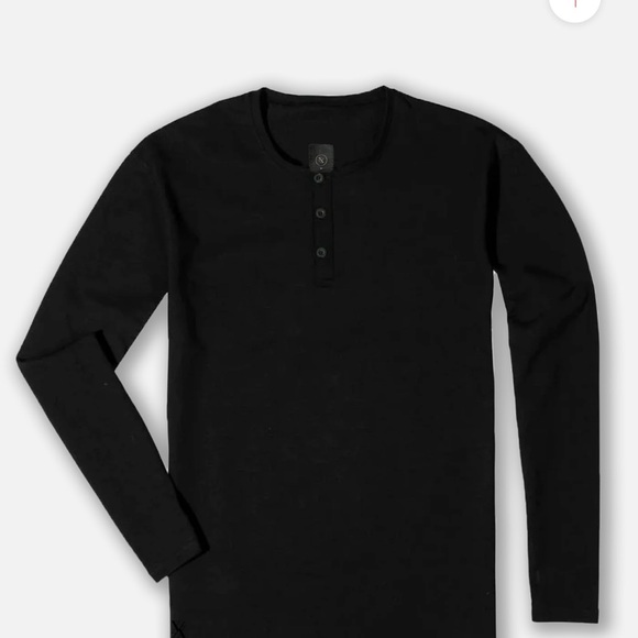 Black Long Sleeve Tee with Slim Fit and Crew Neck - Picture 1 of 1